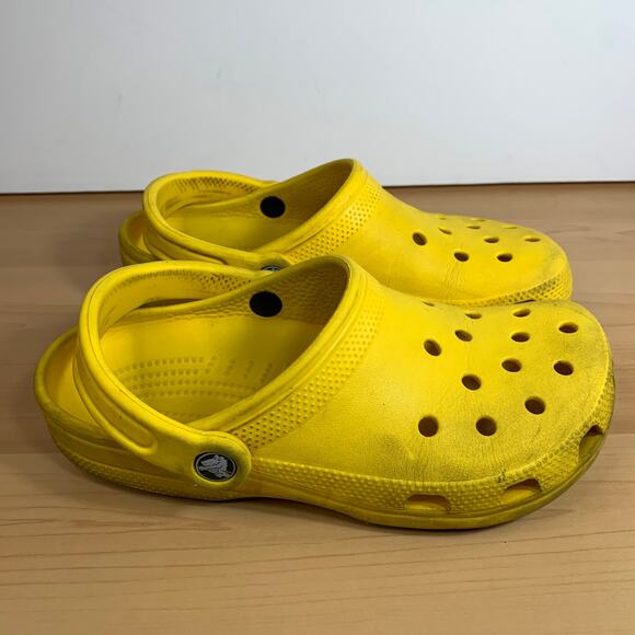 CROCS Women's Yellow Sandal size 7 - Picture 4 of 8